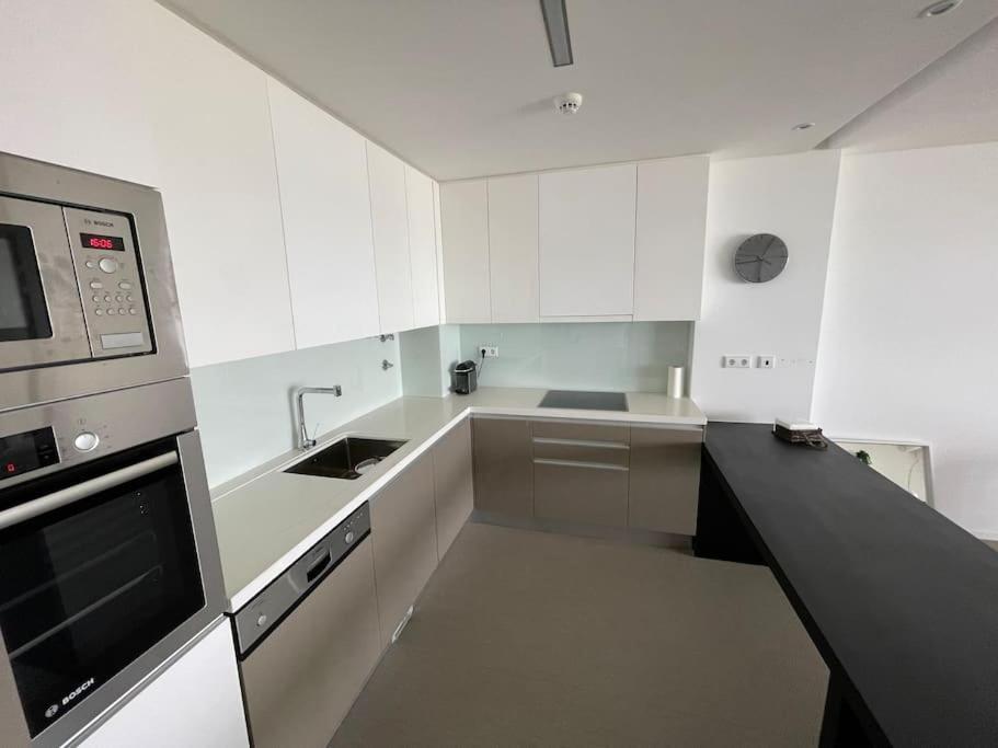 Fuzeta Stylish 1 Bedroom Apartment - Amazing Views ภายนอก รูปภาพ