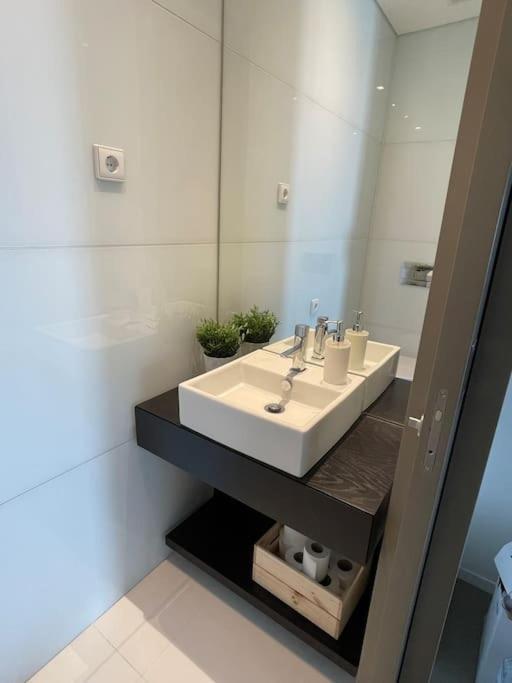 Fuzeta Stylish 1 Bedroom Apartment - Amazing Views ภายนอก รูปภาพ